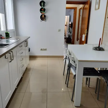 Casa Cerca Del Campo Y La Ciudad *